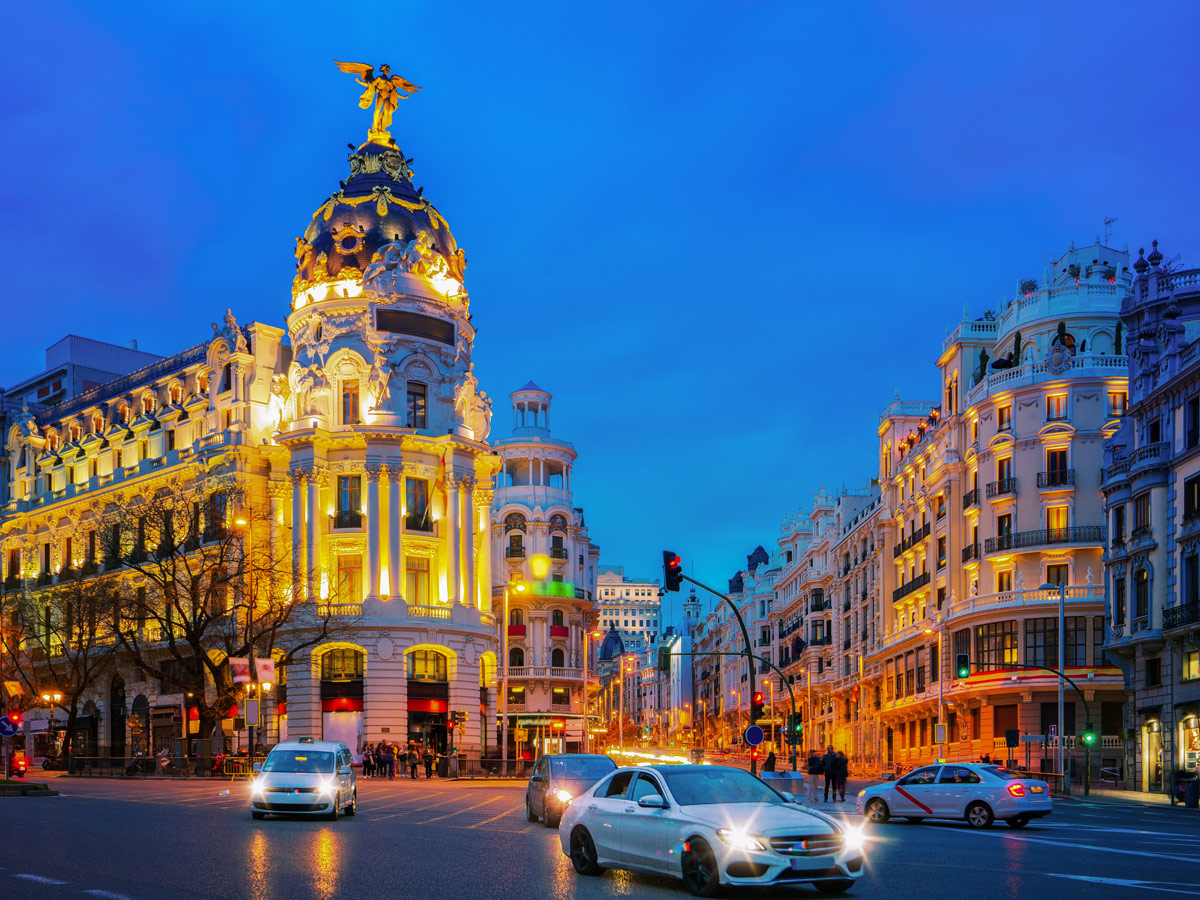 El 25 % de la población utiliza el coche casi a diario