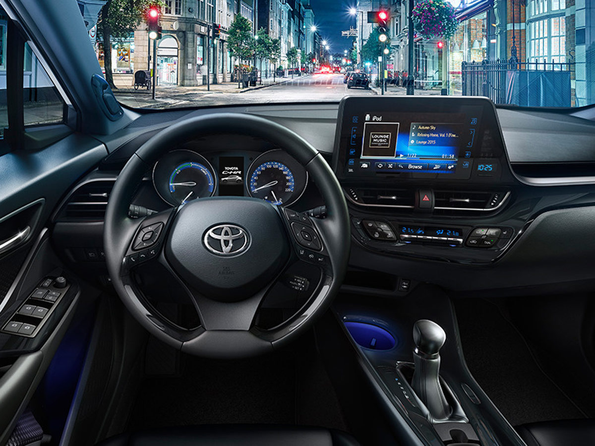 Toyota C-HR hybrid 2019