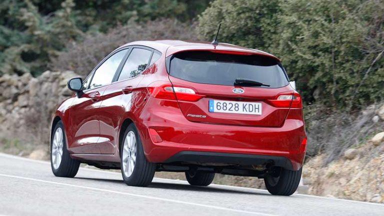 Ford Fiesta Titanium 1.5 TDCI 120 CV, cuerda para rato