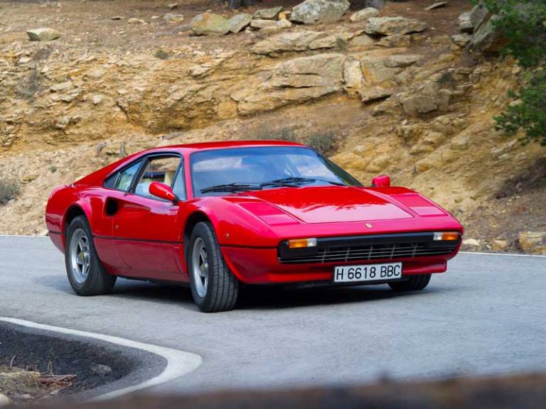 Los 10 Ferrari más baratos que sí puedes comprar