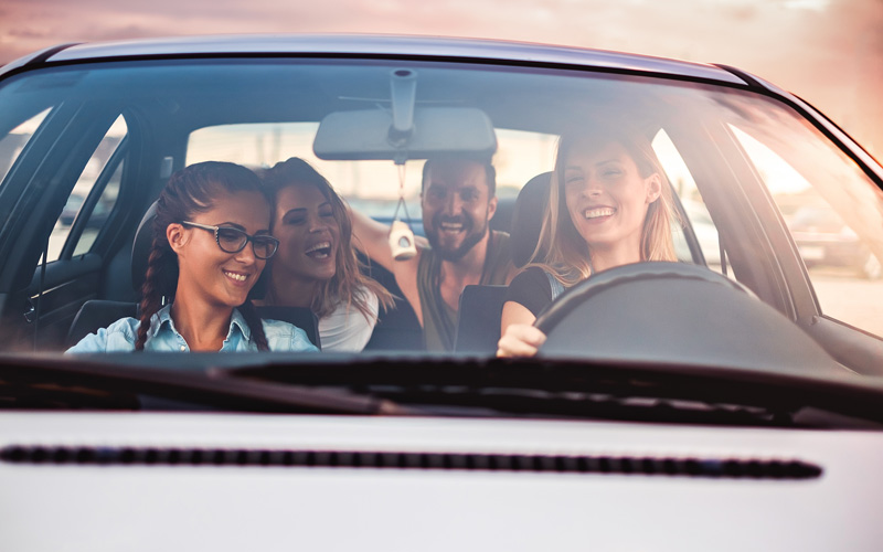 ¿Son los jóvenes los que más se distraen al volante?