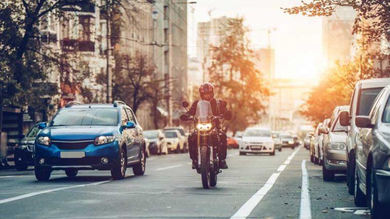 motoristas y automovilistas