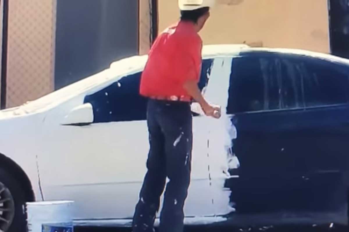 pintor coche rodillo