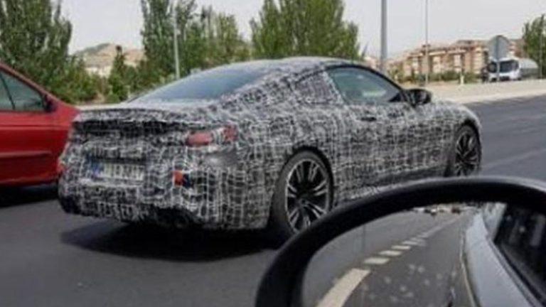 BMW M8 camuflado