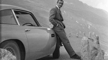 James Bond Apertura
