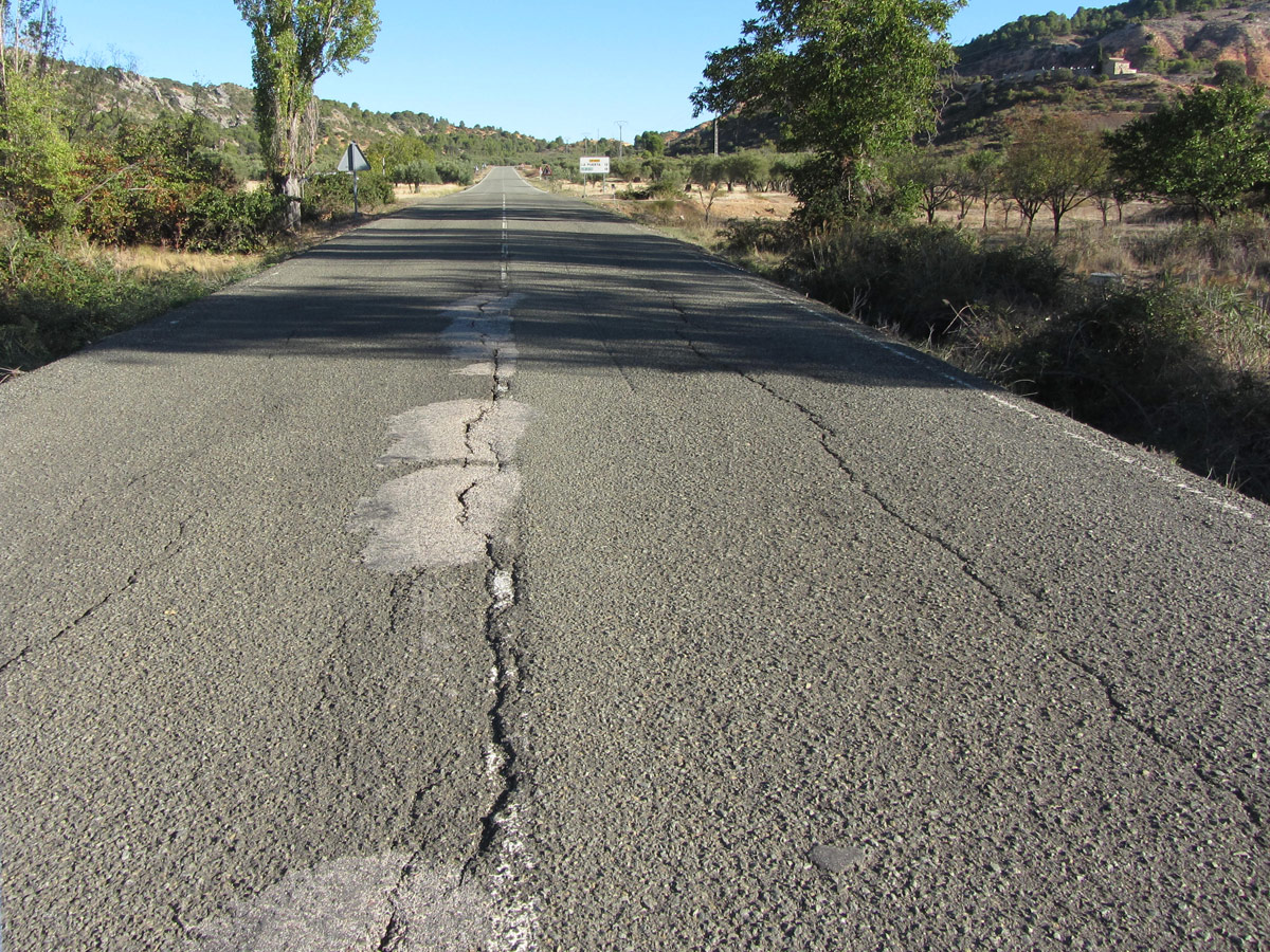 Mal estado carreteras límite de velocidad
