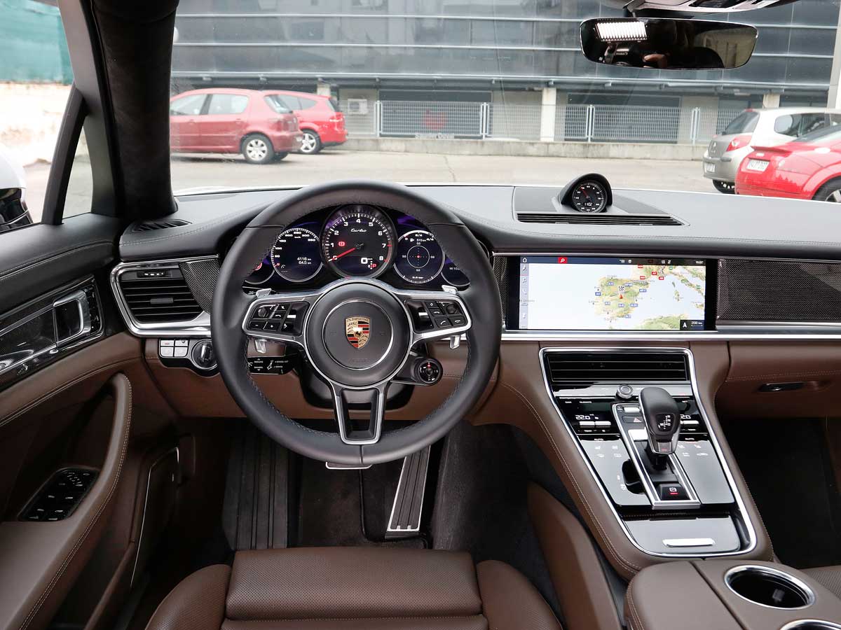 Porsche Panamera Turbo Sport Turismo