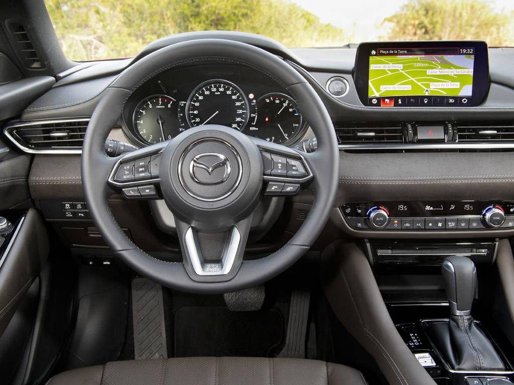 interior Mazda6 2018