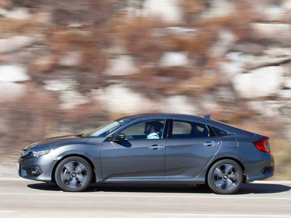 Honda Civic Sedán