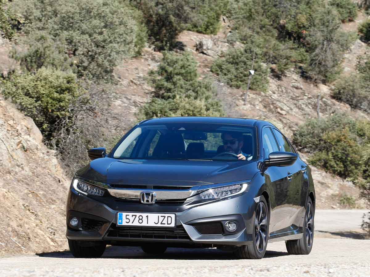 Honda Civic Sedán