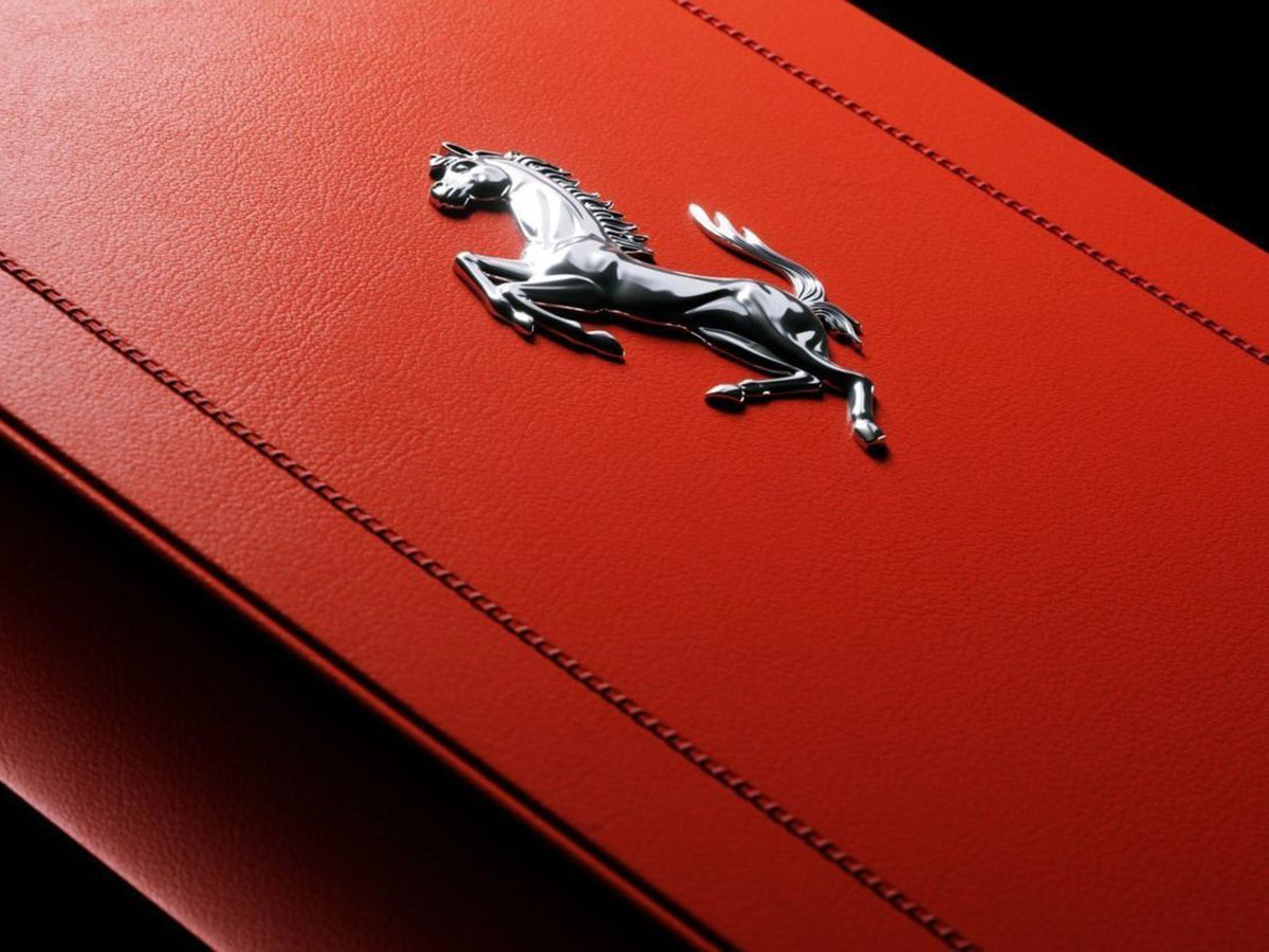 Libro Ferrari 25.000 euros