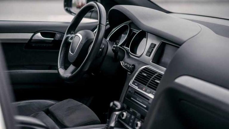 Tu coche, el sitio más tóxico en el que más tiempo pasas