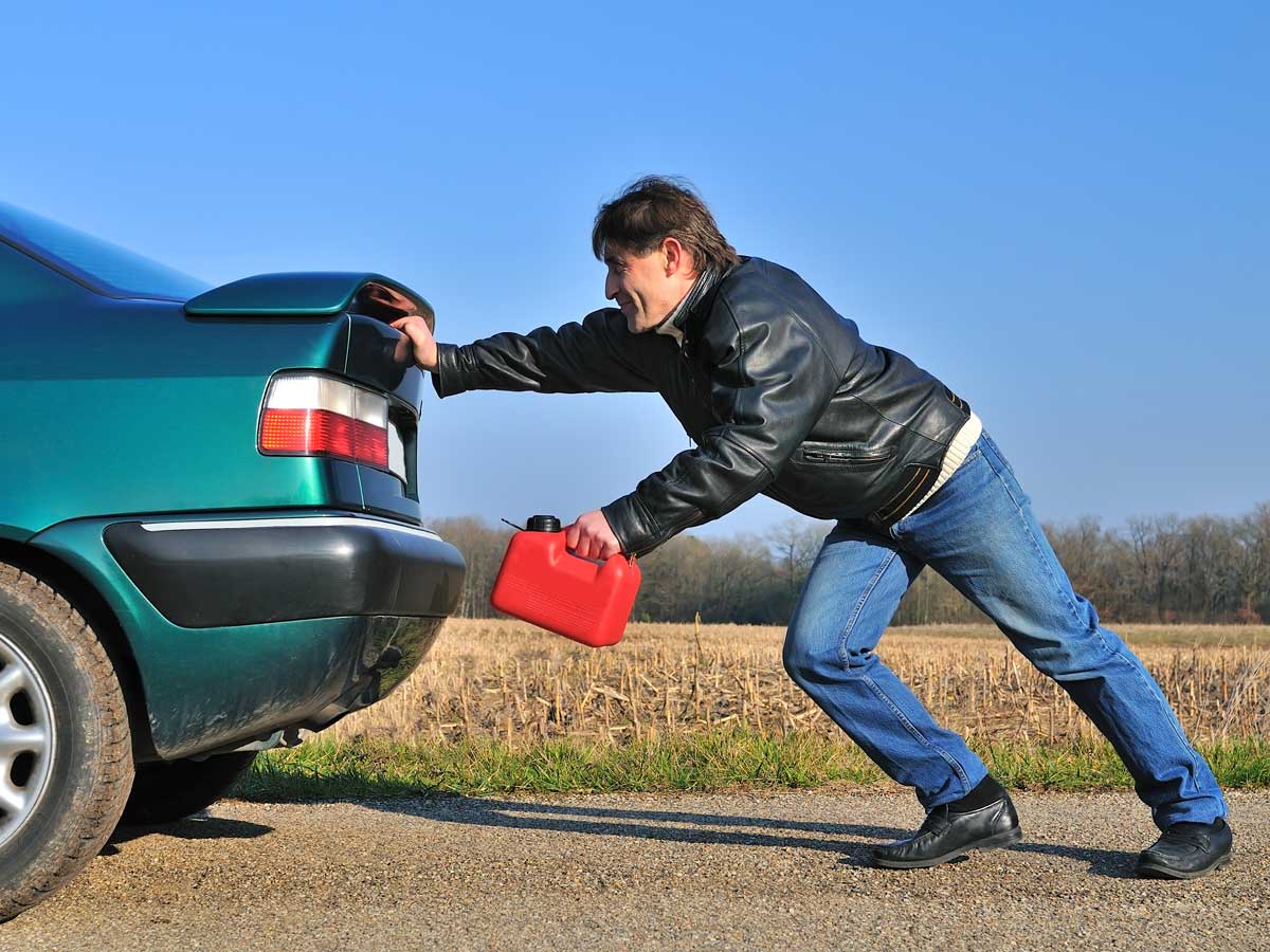 coche sin gasolina