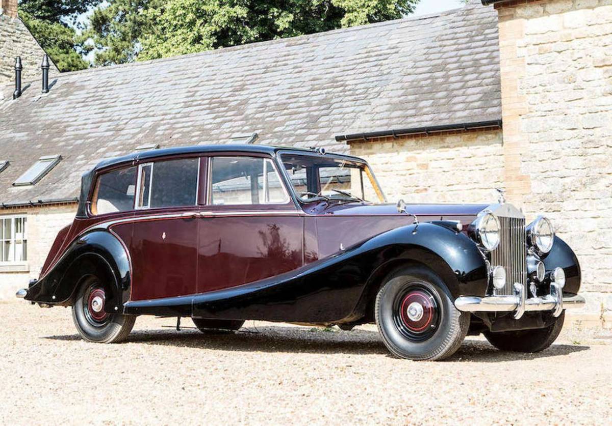 Salen a subasta varios Rolls-Royce de la reina Isabel II de Inglaterra