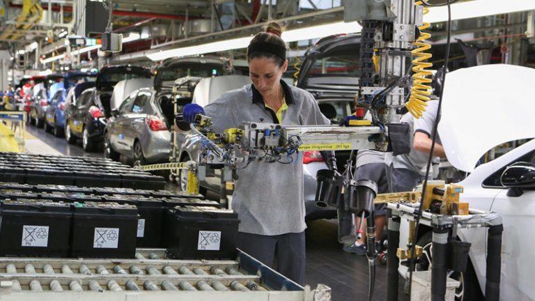 Figueruelas contrata a 200 trabajadores