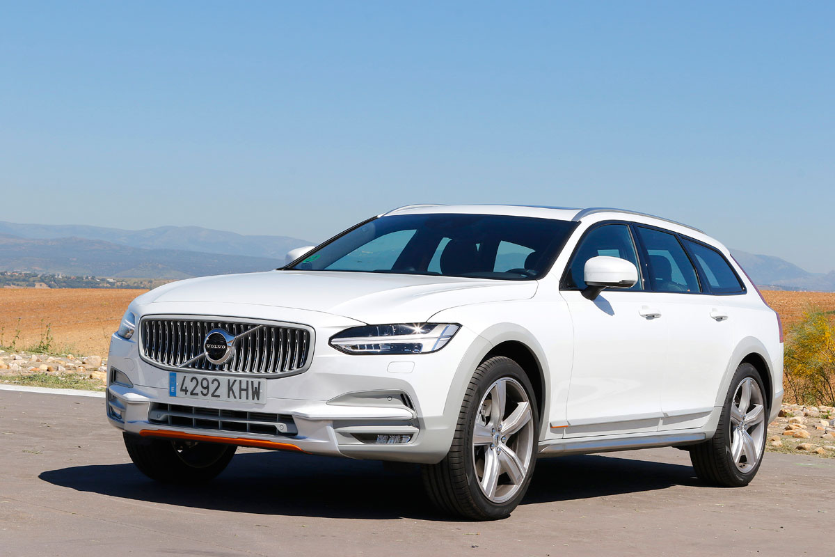 Volvo V90 Cross Country