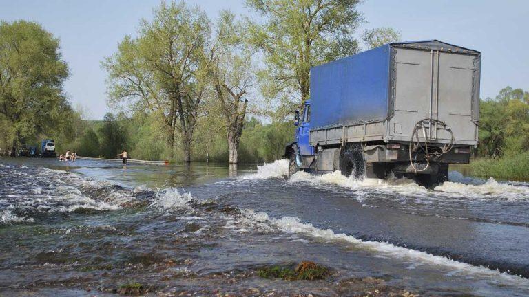 cómo circular en una riada