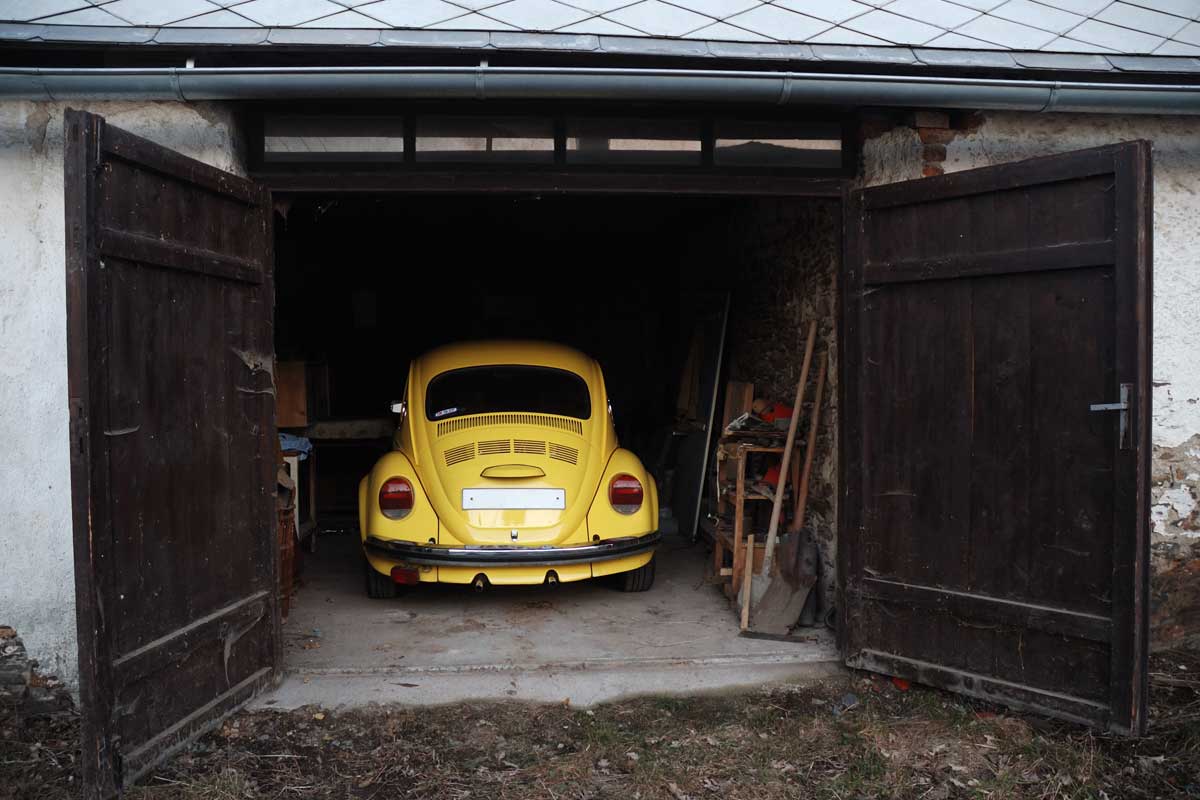 coche parado seguro