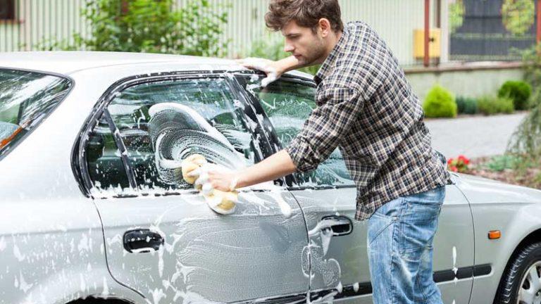 lavar coche calle