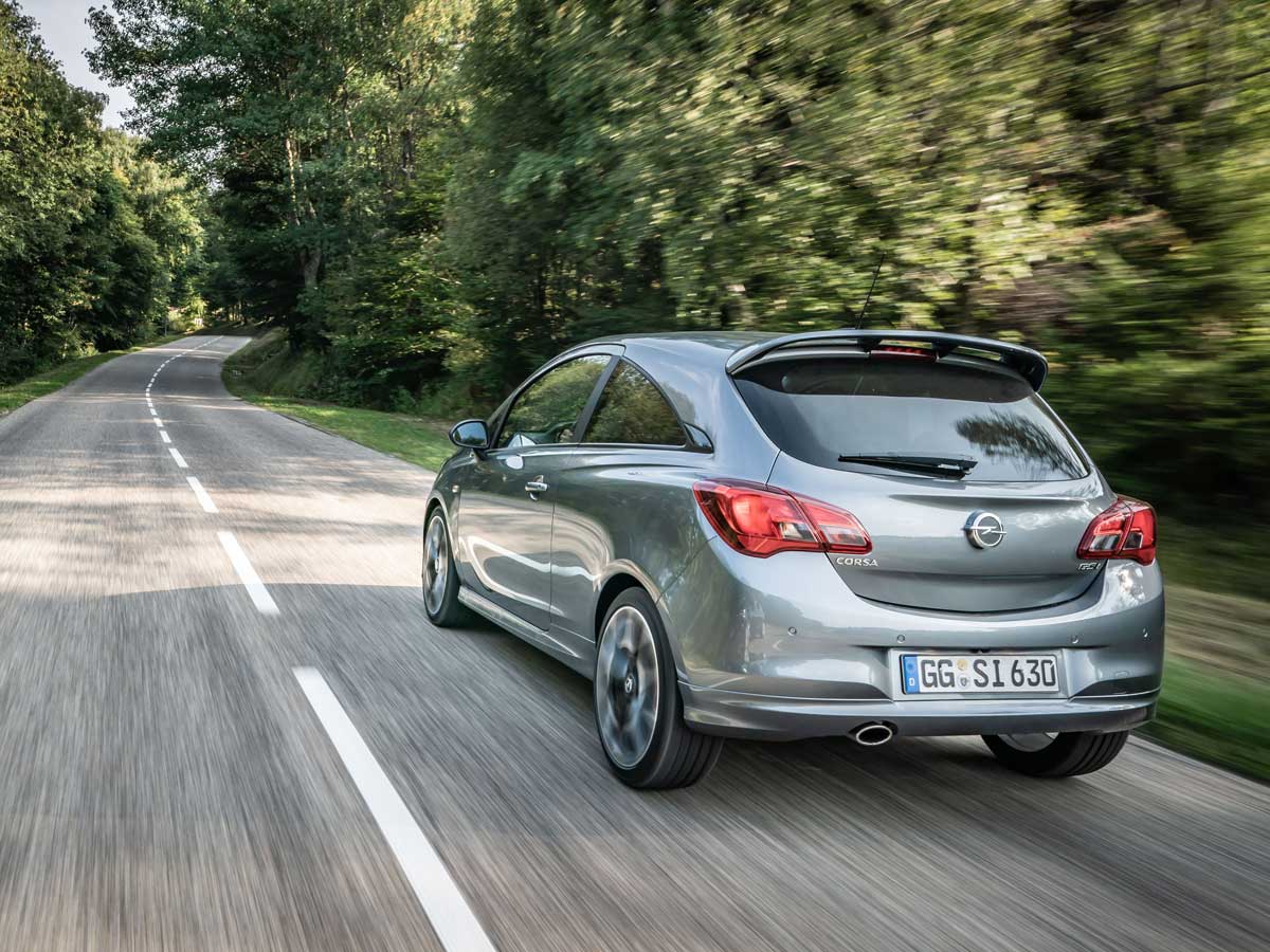 Conducimos el Opel Corsa GSi, tu primer deportivo