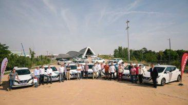 Zaragoza se pasa al taxi eléctrico