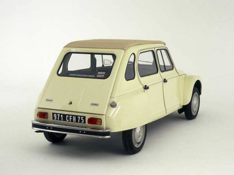 Citroën Dyane 6