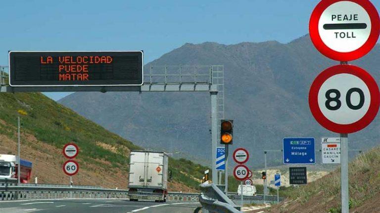 ¿Qué errores cometemos al conducir por una autopista?