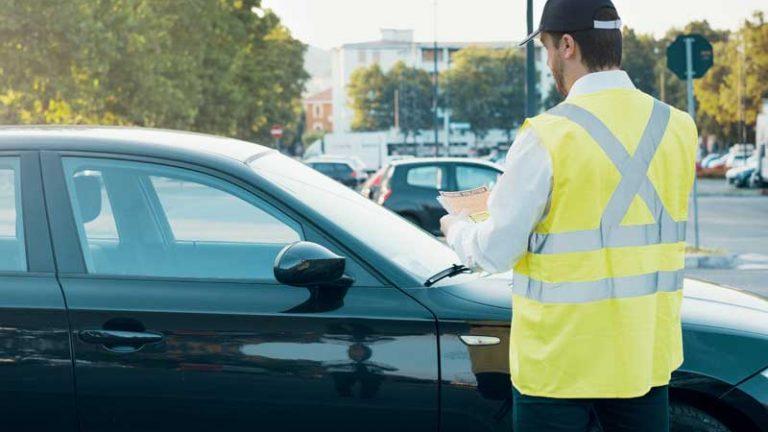 ¿Prefieres pagar una multa o realizar trabajos a la comunidad?