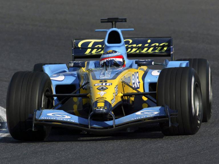 2004 - Renault R24