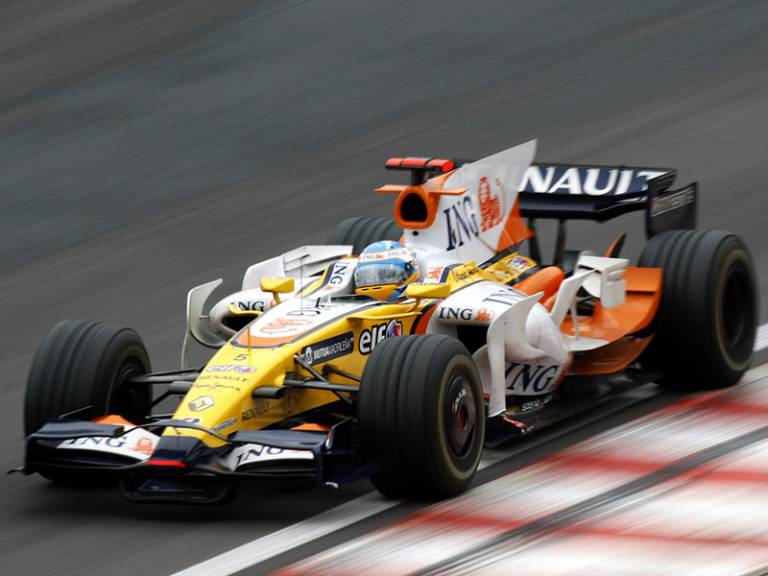 2008 - Renault R28