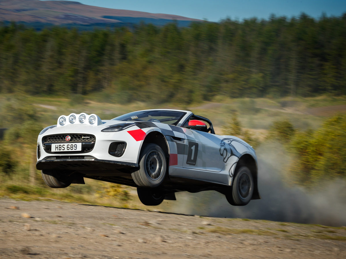 Jaguar F-Type Chequered Flag