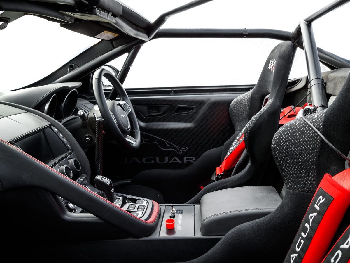 Jaguar F-Type Chequered Flag