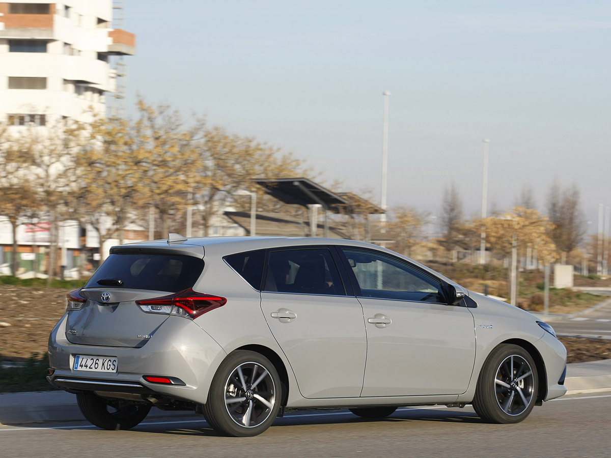 Toyota Auris Hybrid