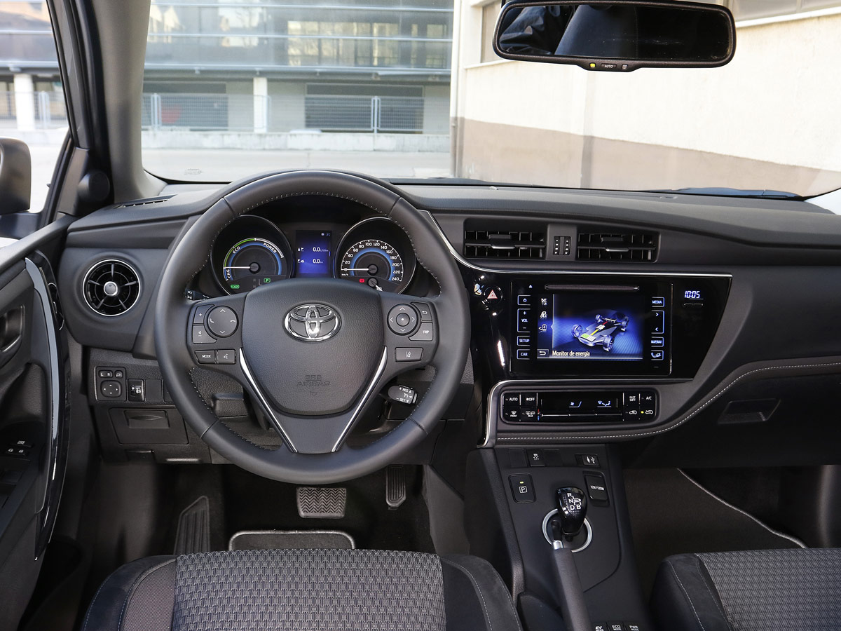 Toyota Auris Hybrid
