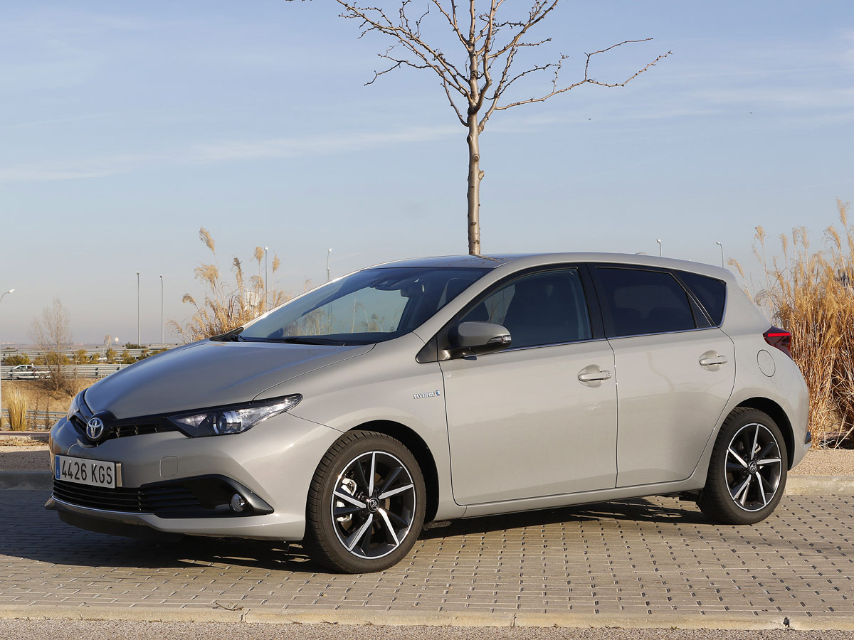 Toyota Auris Hybrid