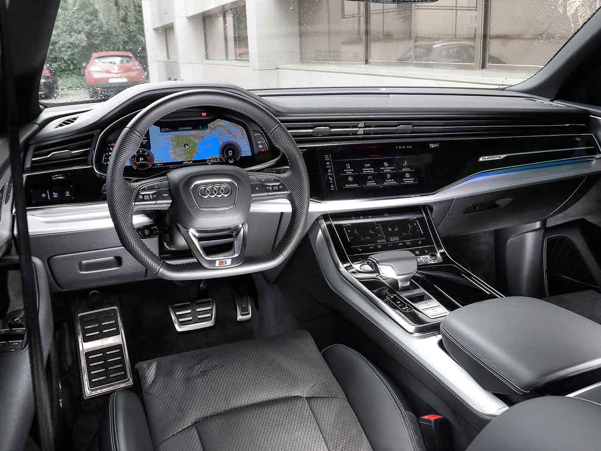 Audi Q8