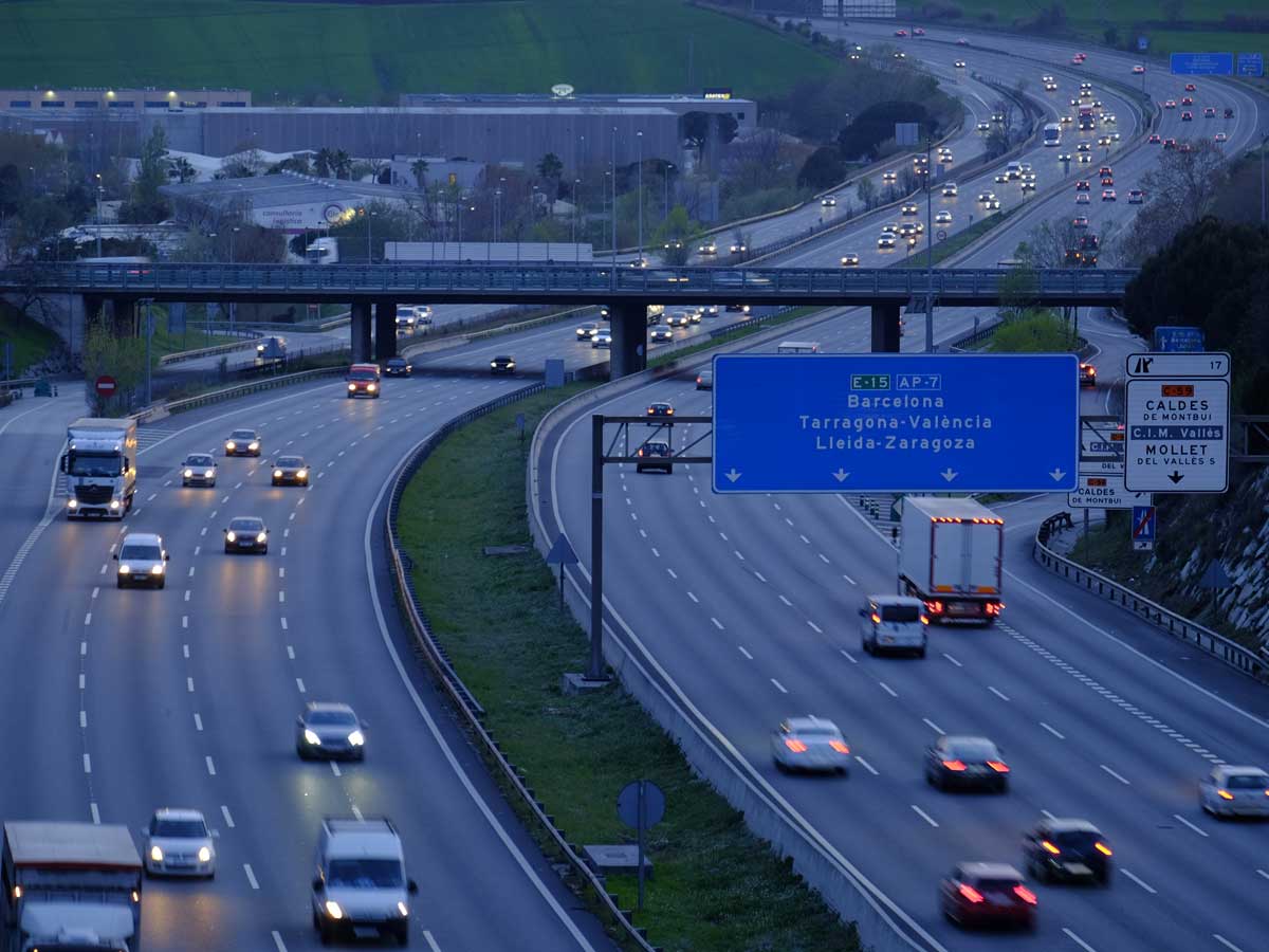 detenido un menor exceso de velocidad