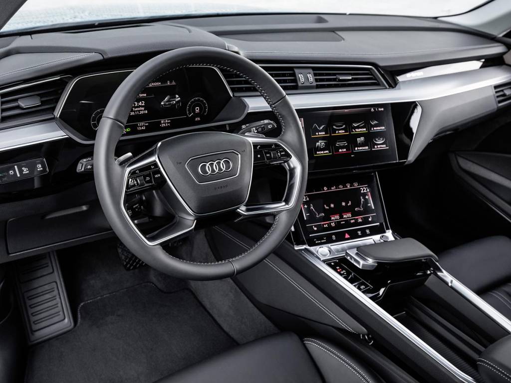 interior Audi e-tron