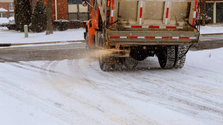 Camión esparcir sal