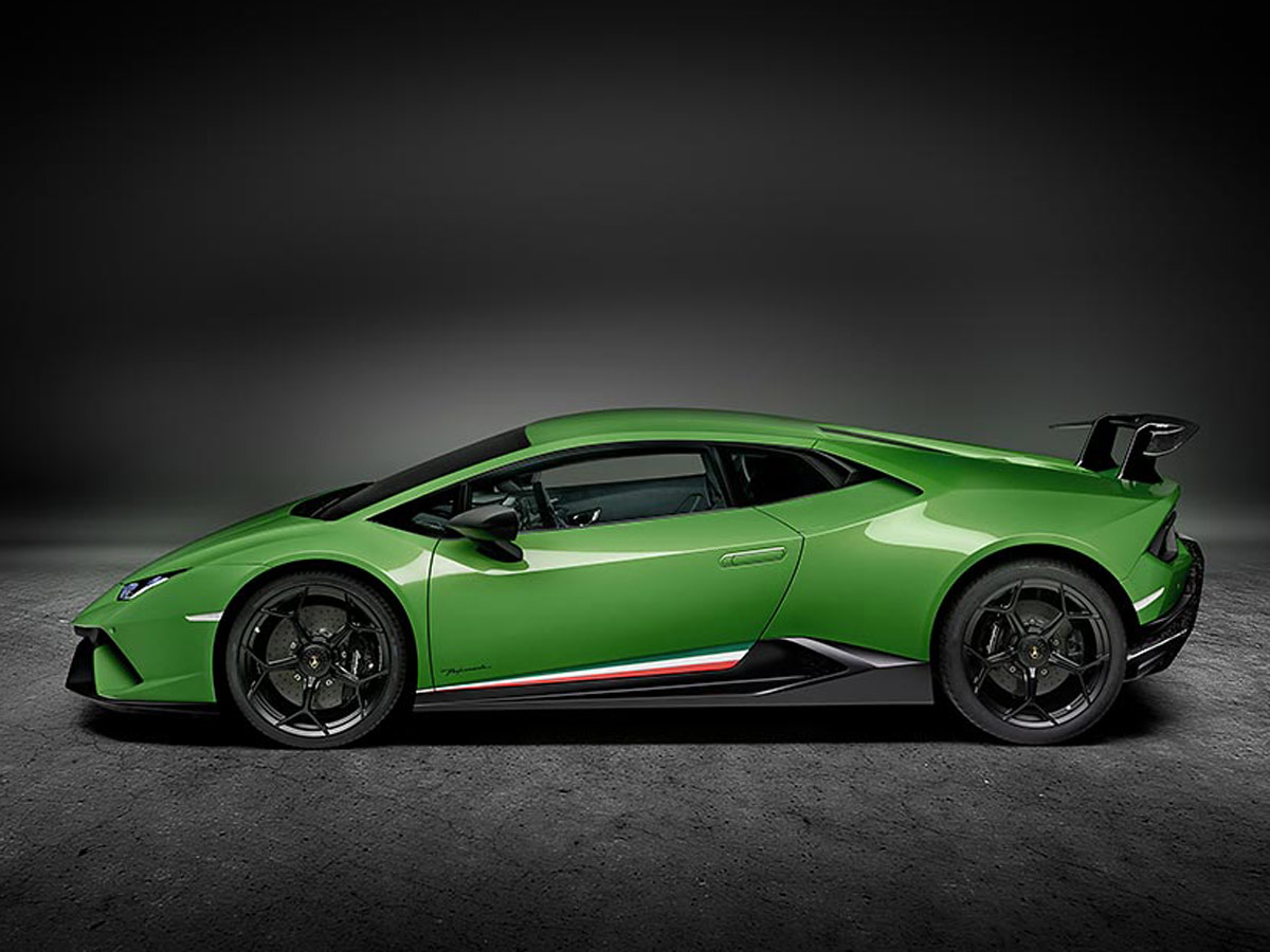 Lamborghini Aventador