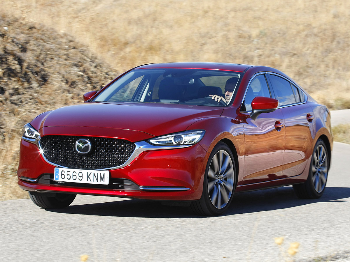 Mazda6 2.2 Skyactiv-D 184 CV Signature Sky