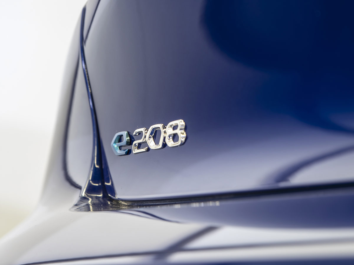 Peugeot e-208 2020