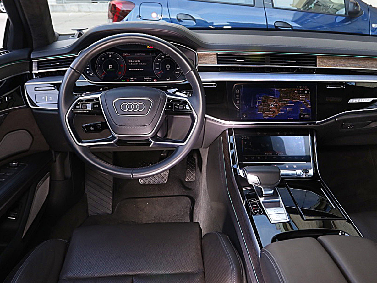 Audi A8 L