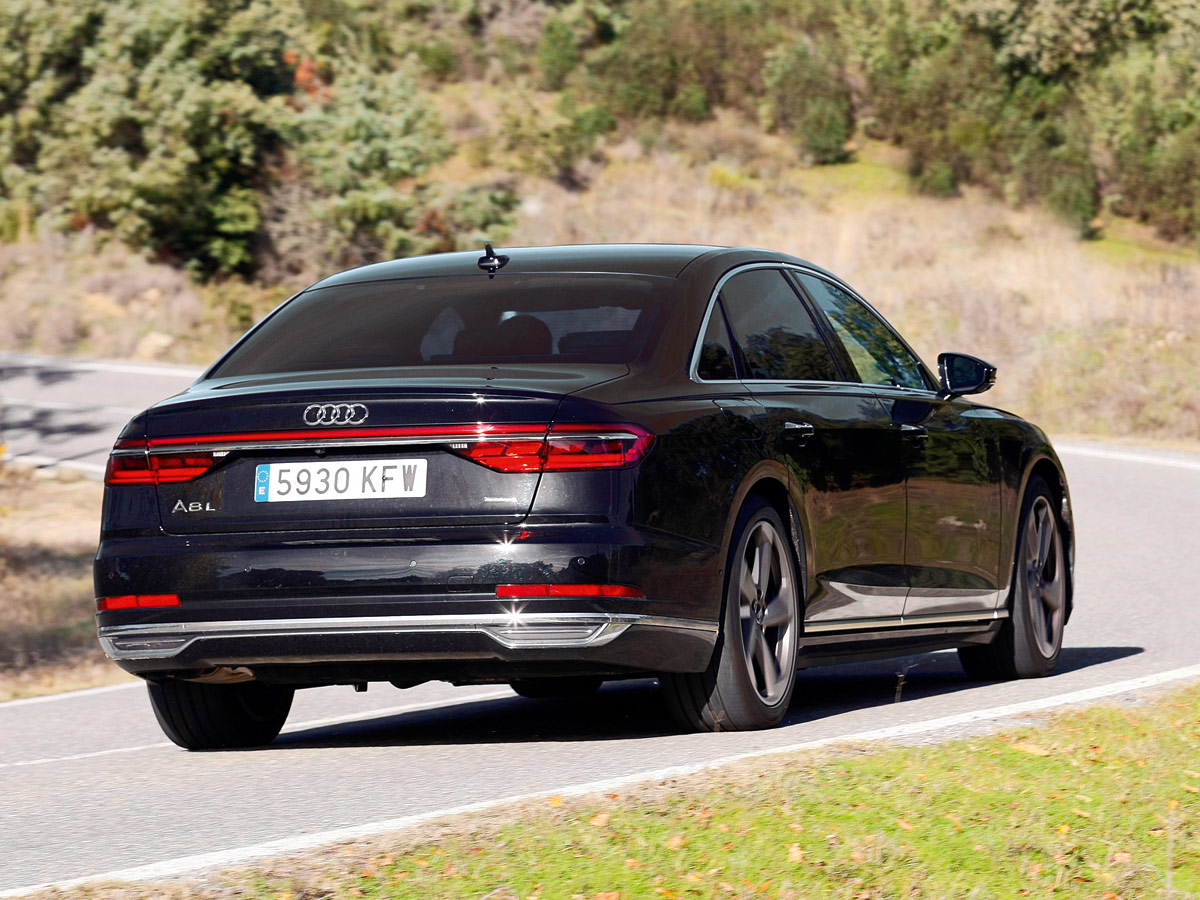 Audi A8 L