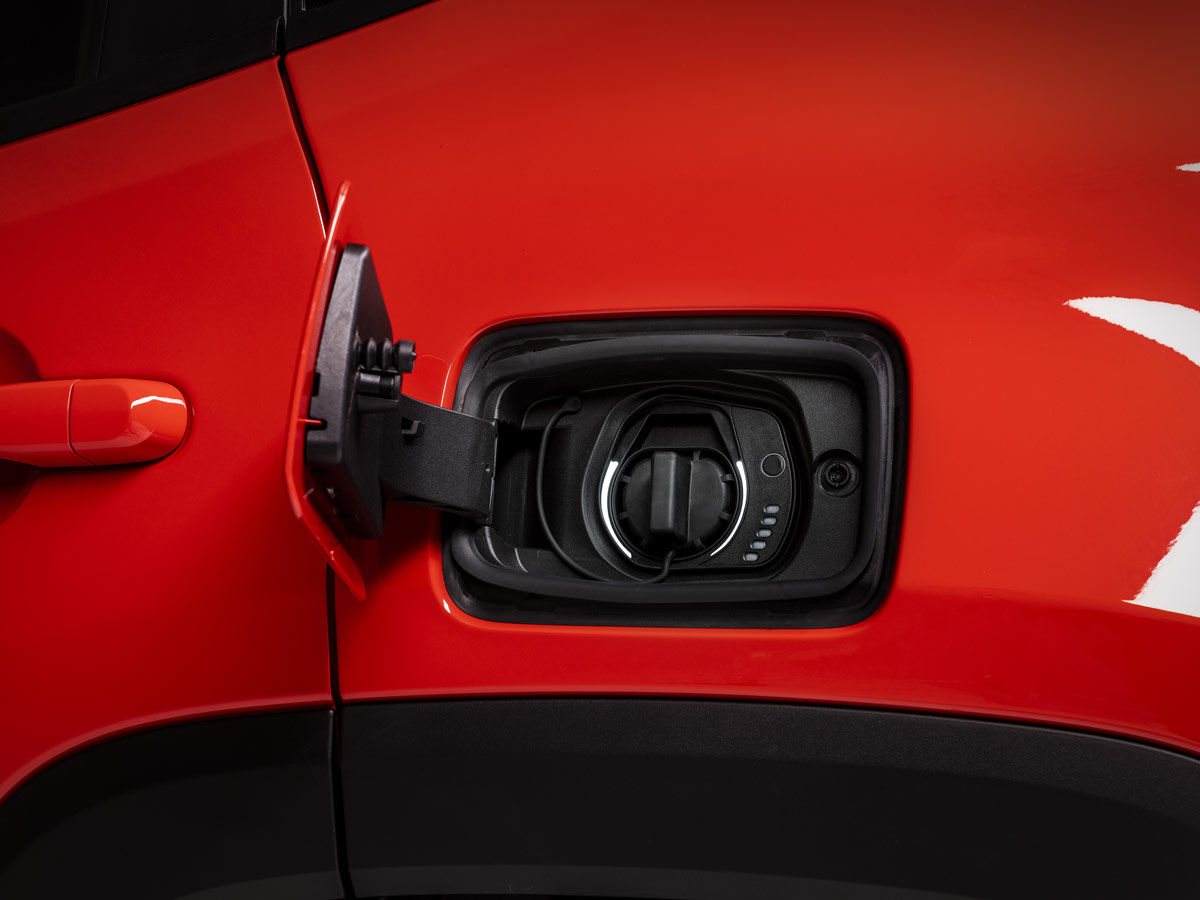Jeep Renegade híbrido enchufable