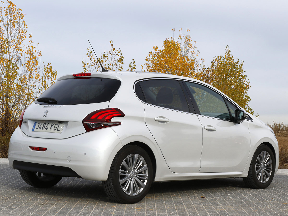 Peugeot 208 2018