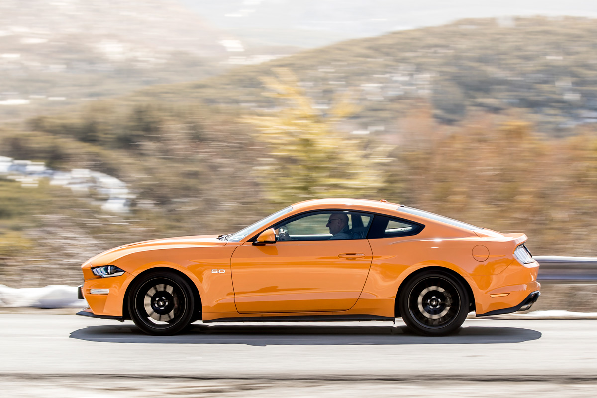 Prueba Ford Mustang 2018, lateral
