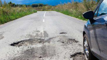 reclamar daños baches carretera