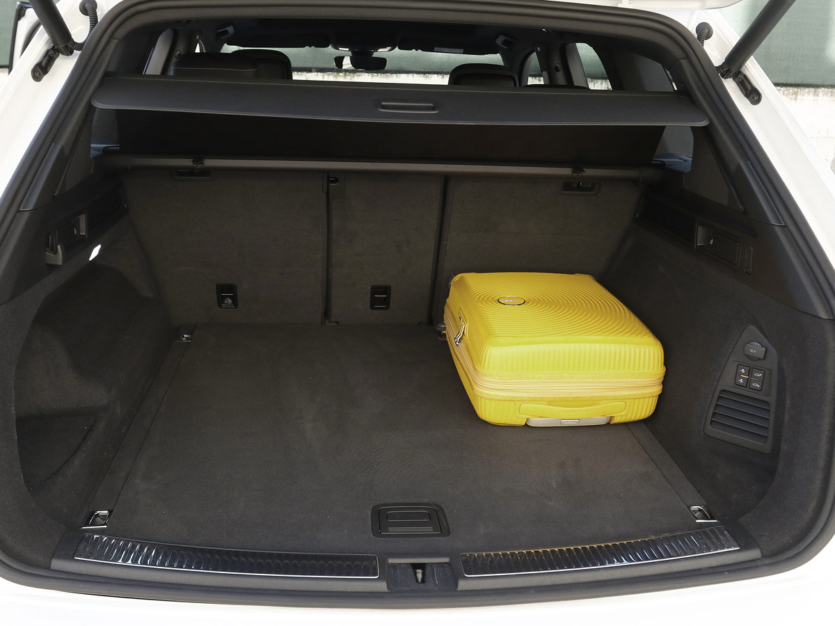 2019 Volkswagen Touareg