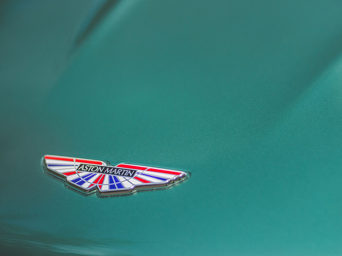 Aston Martin DBS 59